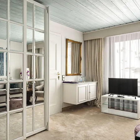 A-rosa Thurnher's Alpenhof 5*
