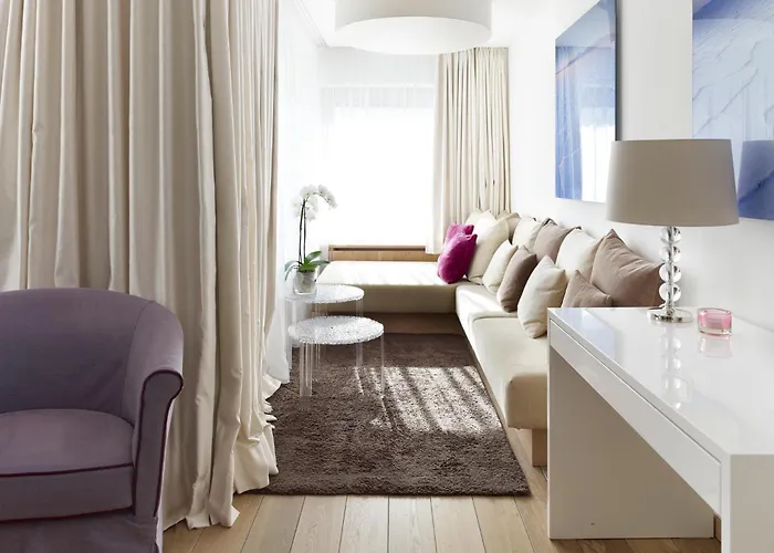 Hotel A-rosa Thurnher's Alpenhof 5*